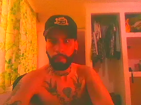 Snapshot of Diilanhott chatting on February 2025 02:26:01 PM Diilanhott online show from February 2025 02:26:01 PM