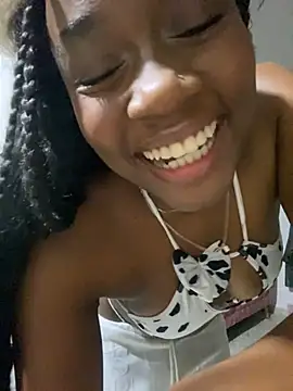 EscorpiLeoncita online show from February 2026 04:49:02 AM