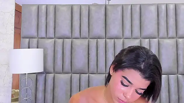 TiaraRosse online show from February 2025 07:54:02 AM