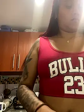 Cafeziitha02 online show from September 2025 10:48:02 PM