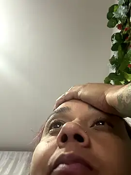 Cafeziitha02 online show from October 2025 05:29:02 AM