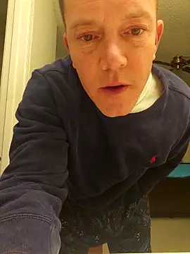 Bigtater1999 online show from November 2025 12:09:01 AM