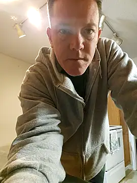 Bigtater1999 online show from February 2026 10:26:01 PM