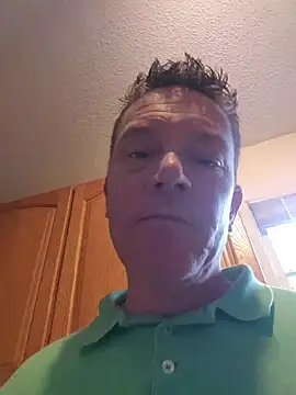 Snapshot of Bigtater1999 chatting on June 2026 09:40:01 PM Bigtater1999 online show from June 2026 09:40:01 PM