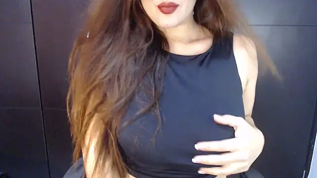 Snapshot of AdharaLujan chatting on December 2024 09:37:01 PM AdharaLujan online show from December 2024 09:37:01 PM