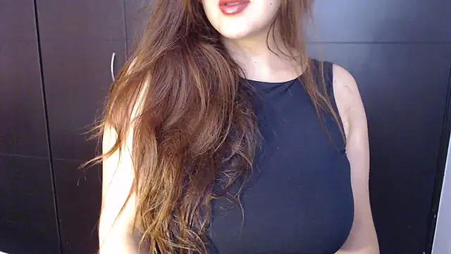 Snapshot of AdharaLujan chatting on January 2025 02:21:01 PM AdharaLujan online show from January 2025 02:21:01 PM