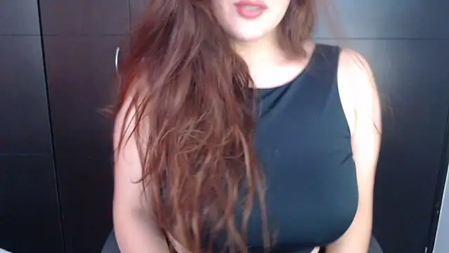 AdharaLujan online show from January 2025 03:00:01 PM