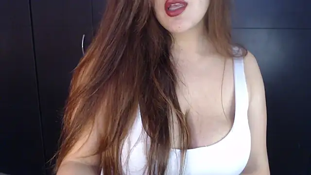 Snapshot of AdharaLujan chatting on February 2025 03:32:02 PM AdharaLujan online show from February 2025 03:32:02 PM