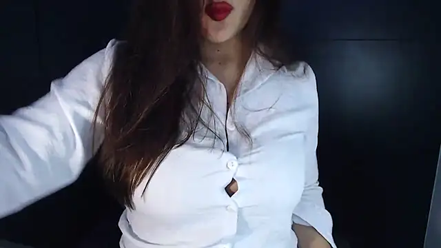 AdharaLujan online show from December 2025 03:10:01 PM