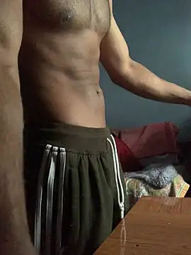 Snapshot of Vampire_xoxo chatting on December 2024 03:22:02 AM Vampire xoxo online show from December 2024 03:22:02 AM