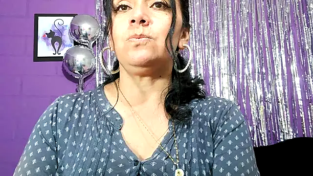 Snapshot of Zara47sweet chatting on January 2025 12:18:01 AM Zara47sweet online show from January 2025 12:18:01 AM