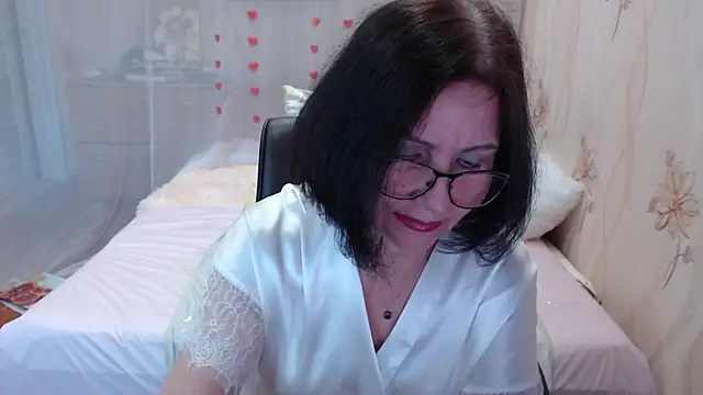 OlgaHottie online show from November 2025 11:37:01 PM