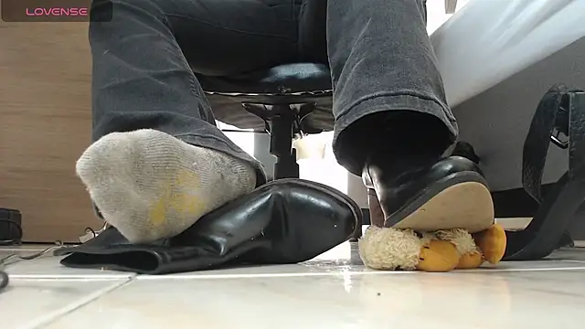 alma fenix online show from February 2025 03:10:01 PM