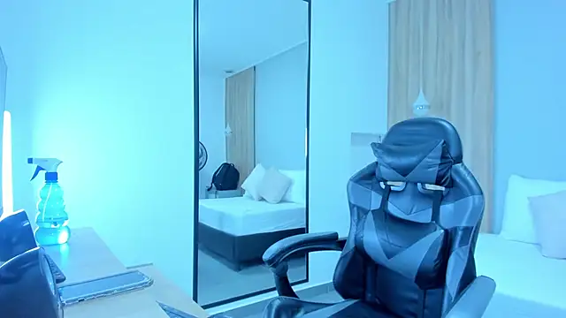 alma fenix online show from January 2026 12:32:02 PM