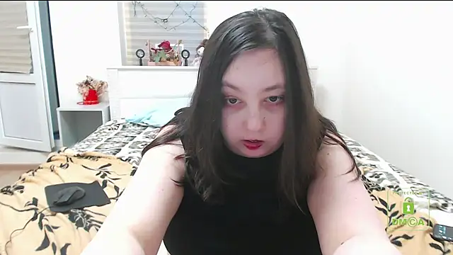 cute and hot online show from December 2024 12:45:01 PM