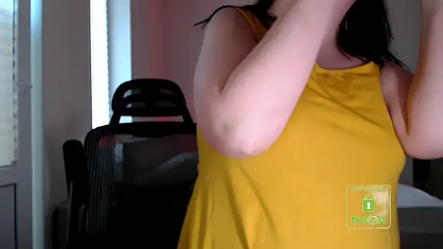 Snapshot of cute_and_hot chatting on April 2026 03:02:01 PM cute and hot online show from April 2026 03:02:01 PM