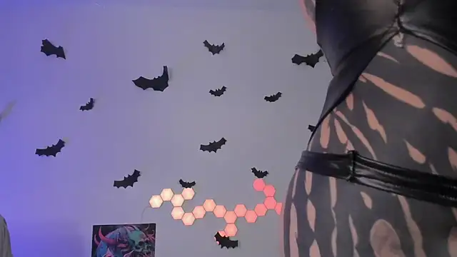 cyberzoe online show from October 2025 12:08:02 AM