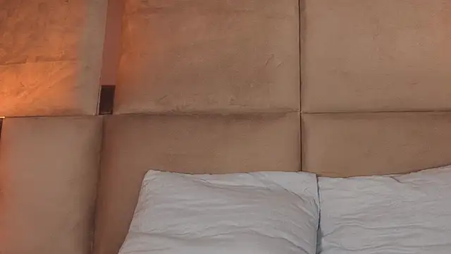 Snapshot of angelinepossy chatting on September 2025 10:10:02 PM angelinepossy online show from September 2025 10:10:02 PM