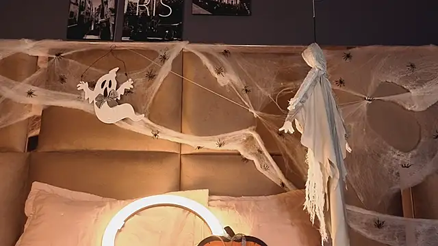 Snapshot of angelinepossy chatting on October 2025 09:22:01 PM angelinepossy online show from October 2025 09:22:01 PM