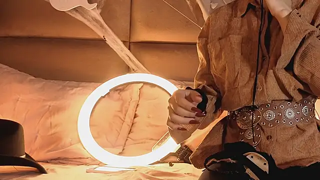 Snapshot of angelinepossy chatting on October 2025 09:31:01 PM angelinepossy online show from October 2025 09:31:01 PM