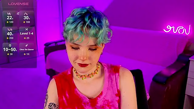 Snapshot of School_Love chatting on December 2024 04:17:01 PM School Love online show from December 2024 04:17:01 PM