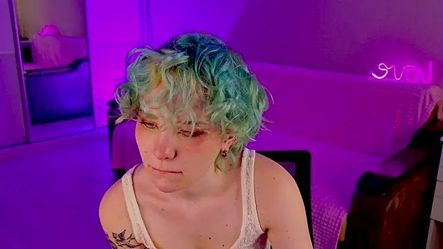 Snapshot of School_Love chatting on March 2025 01:18:01 PM School Love online show from March 2025 01:18:01 PM