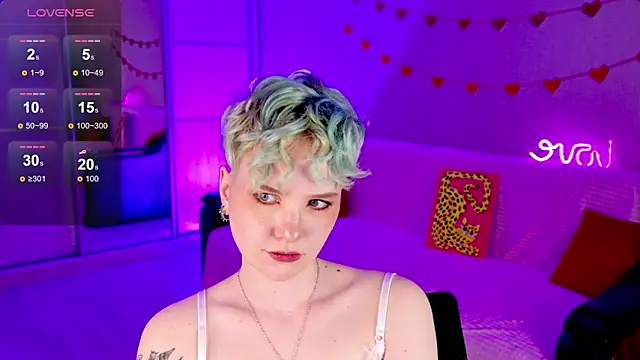 Snapshot of School_Love chatting on March 2025 04:12:02 PM School Love online show from March 2025 04:12:02 PM