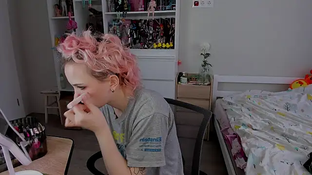 School Love online show from November 2025 07:07:01 AM