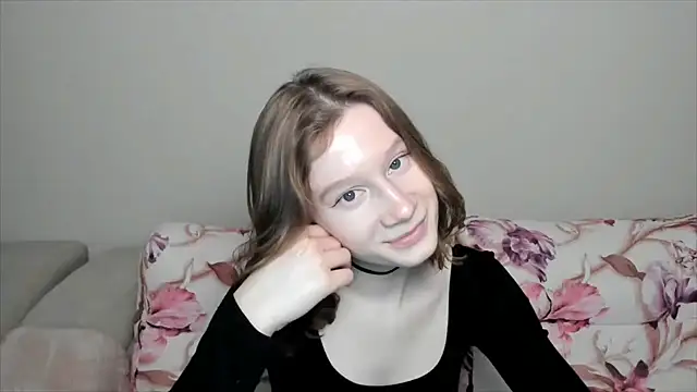 Snapshot of EnigmaSee chatting on December 2024 01:58:02 AM EnigmaSee online show from December 2024 01:58:02 AM