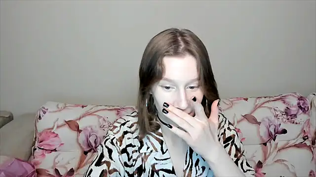 Snapshot of EnigmaSee chatting on January 2025 12:08:01 PM EnigmaSee online show from January 2025 12:08:01 PM