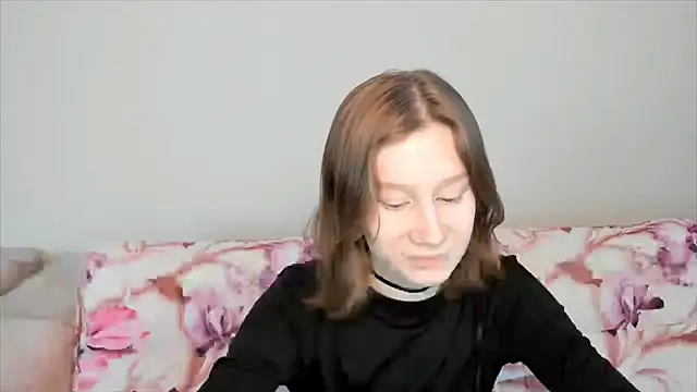 Snapshot of EnigmaSee chatting on January 2025 09:52:01 AM EnigmaSee online show from January 2025 09:52:01 AM