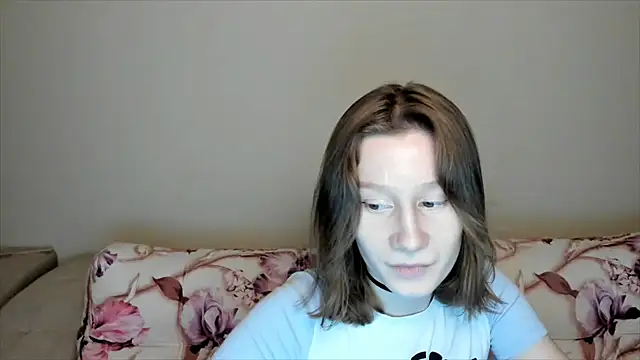 Snapshot of EnigmaSee chatting on January 2025 11:31:02 AM EnigmaSee online show from January 2025 11:31:02 AM