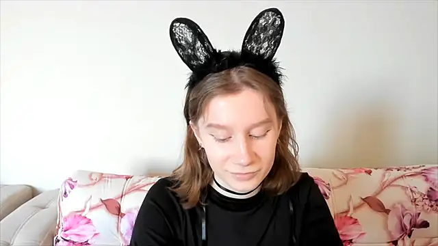 Snapshot of EnigmaSee chatting on January 2025 06:25:01 AM EnigmaSee online show from January 2025 06:25:01 AM