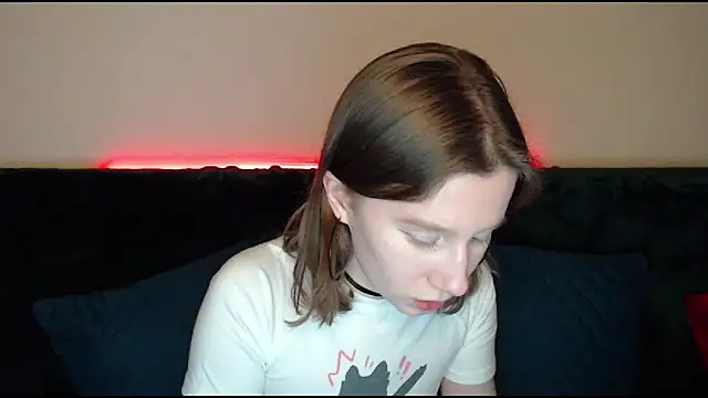 Snapshot of EnigmaSee chatting on January 2025 02:41:01 PM EnigmaSee online show from January 2025 02:41:01 PM