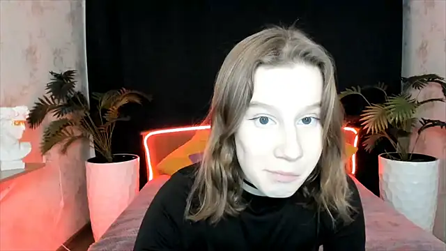 Snapshot of EnigmaSee chatting on February 2025 11:32:02 AM EnigmaSee online show from February 2025 11:32:02 AM