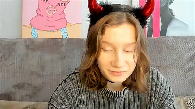 Snapshot of EnigmaSee chatting on February 2025 07:54:02 AM EnigmaSee online show from February 2025 07:54:02 AM