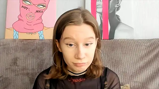 Snapshot of EnigmaSee chatting on February 2025 08:21:02 AM EnigmaSee online show from February 2025 08:21:02 AM