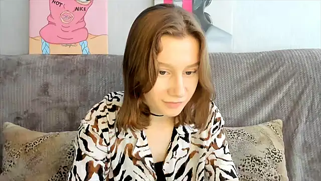 Snapshot of EnigmaSee chatting on February 2025 08:19:02 AM EnigmaSee online show from February 2025 08:19:02 AM