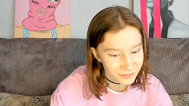 Snapshot of EnigmaSee chatting on March 2025 08:29:01 AM EnigmaSee online show from March 2025 08:29:01 AM