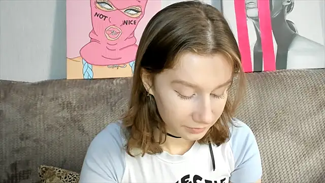 Snapshot of EnigmaSee chatting on March 2025 08:15:01 AM EnigmaSee online show from March 2025 08:15:01 AM