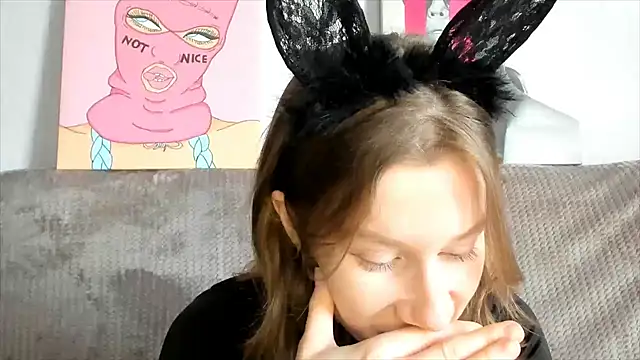 Snapshot of EnigmaSee chatting on March 2025 08:21:02 AM EnigmaSee online show from March 2025 08:21:02 AM