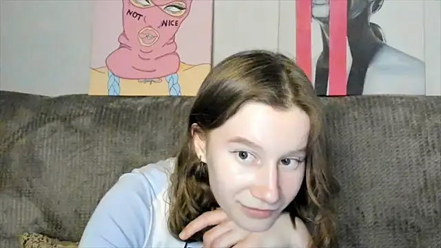 Snapshot of EnigmaSee chatting on March 2025 02:48:02 PM EnigmaSee online show from March 2025 02:48:02 PM