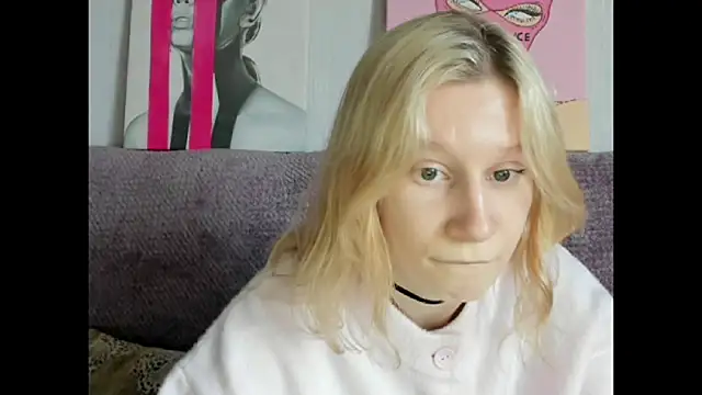 Snapshot of EnigmaSee chatting on September 2025 08:36:02 AM EnigmaSee online show from September 2025 08:36:02 AM