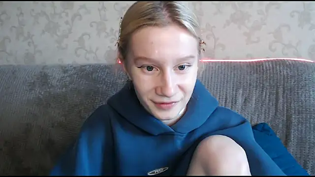 Snapshot of EnigmaSee chatting on September 2025 02:11:02 AM EnigmaSee online show from September 2025 02:11:02 AM