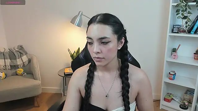  BellaEvans  online show from February 2025 09:09:02 AM