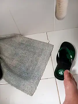 lobomisterioso13 online show from January 2025 11:32:01 AM