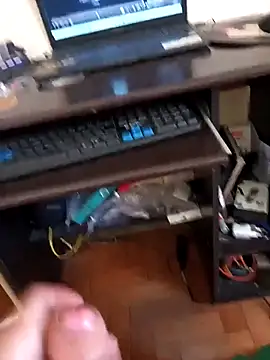 lobomisterioso13 online show from November 2025 11:54:01 AM