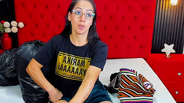 KateTompson  online show from July 2026 07:38:01 PM
