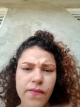 Mommy-Hot online show from February 2025 06:17:01 PM