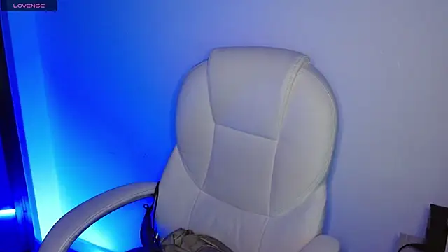 Snapshot of cloe_fox chatting on March 2025 05:30:01 AM cloe fox online show from March 2025 05:30:01 AM